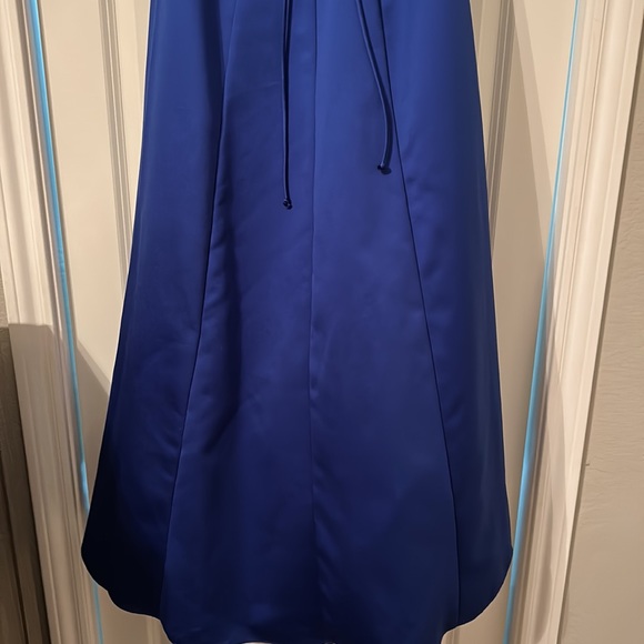 long blue dress - Picture 5 of 6